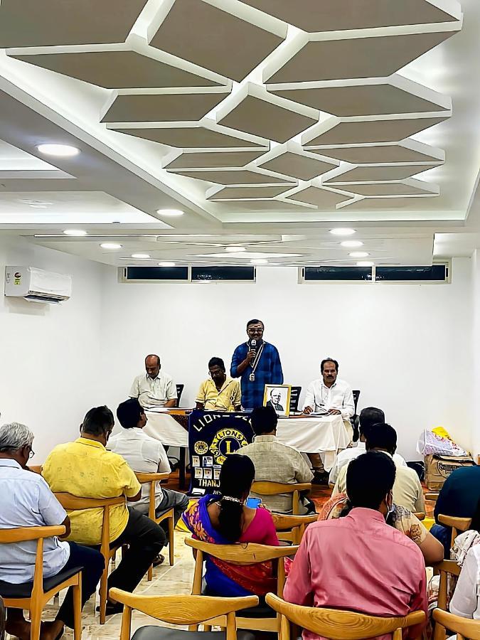 Hotel Rk - Temple Stay Thanjavur Bagian luar foto